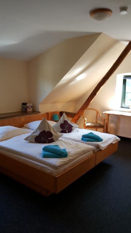 Altes Bierhaus Hotel Arzbach Kültér fotó