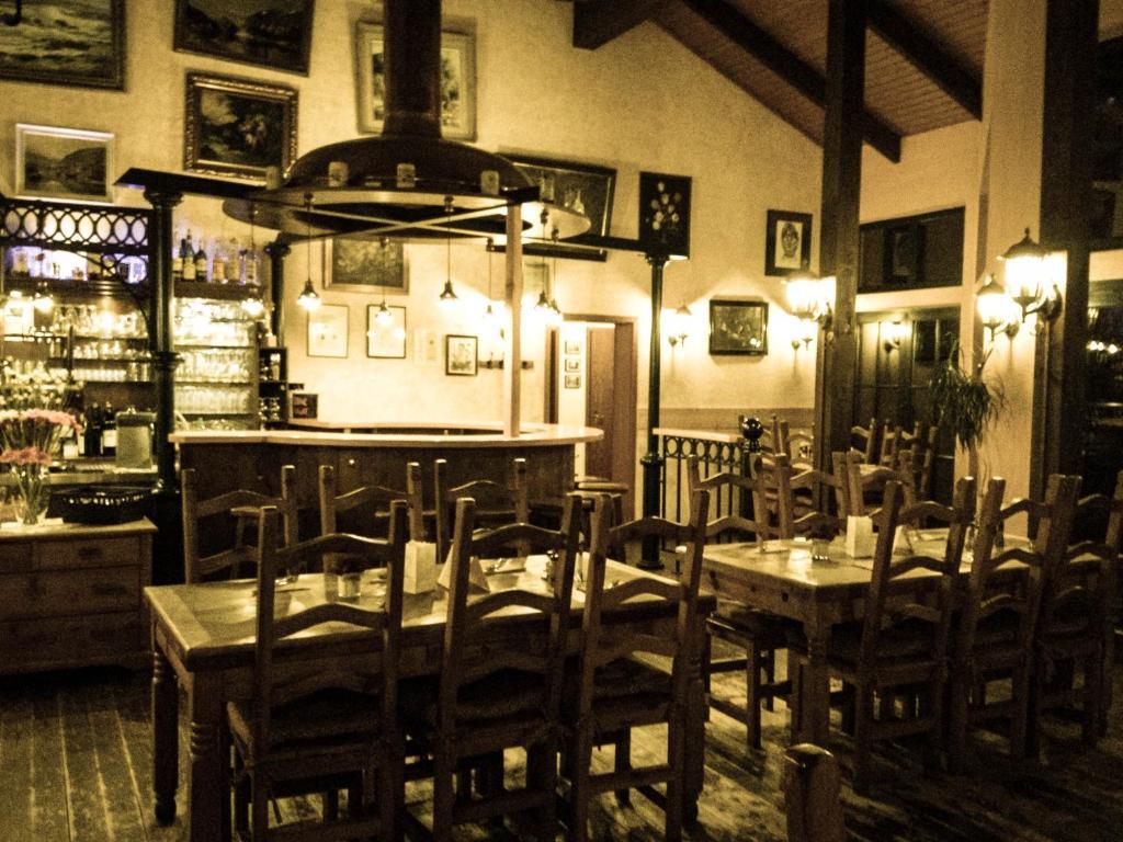 Altes Bierhaus Hotel Arzbach Kültér fotó